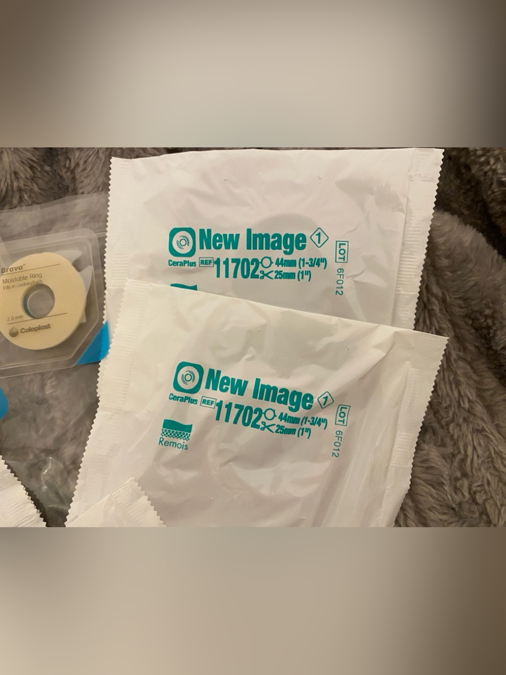 Ostomy Accessory Sample Set - Picture 3 of 8
